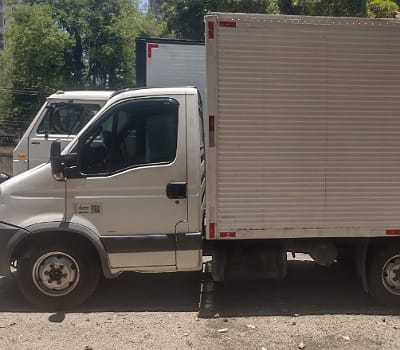 Caminhão Pequeno para Frete em Cabo Frio